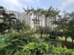 Hillington Green (D23), Condominium #616014771